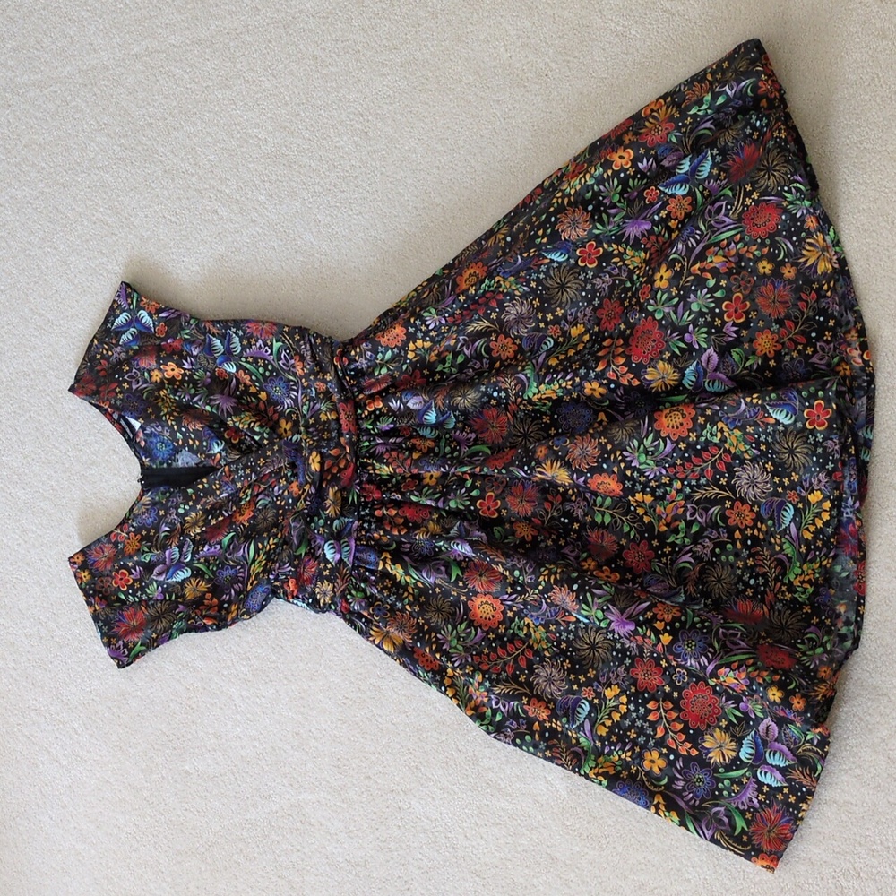 Retrolicious Greta Dress Full Skirt Pockets Black Red Purple Orange Floral